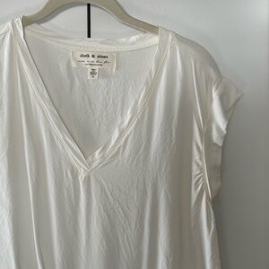 cloth & stone Ivory V-Neck Cap Sleeve Camisole